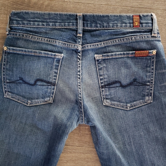 7 For All Mankind Side Zipper Capri Jeans - Picture 3 of 3